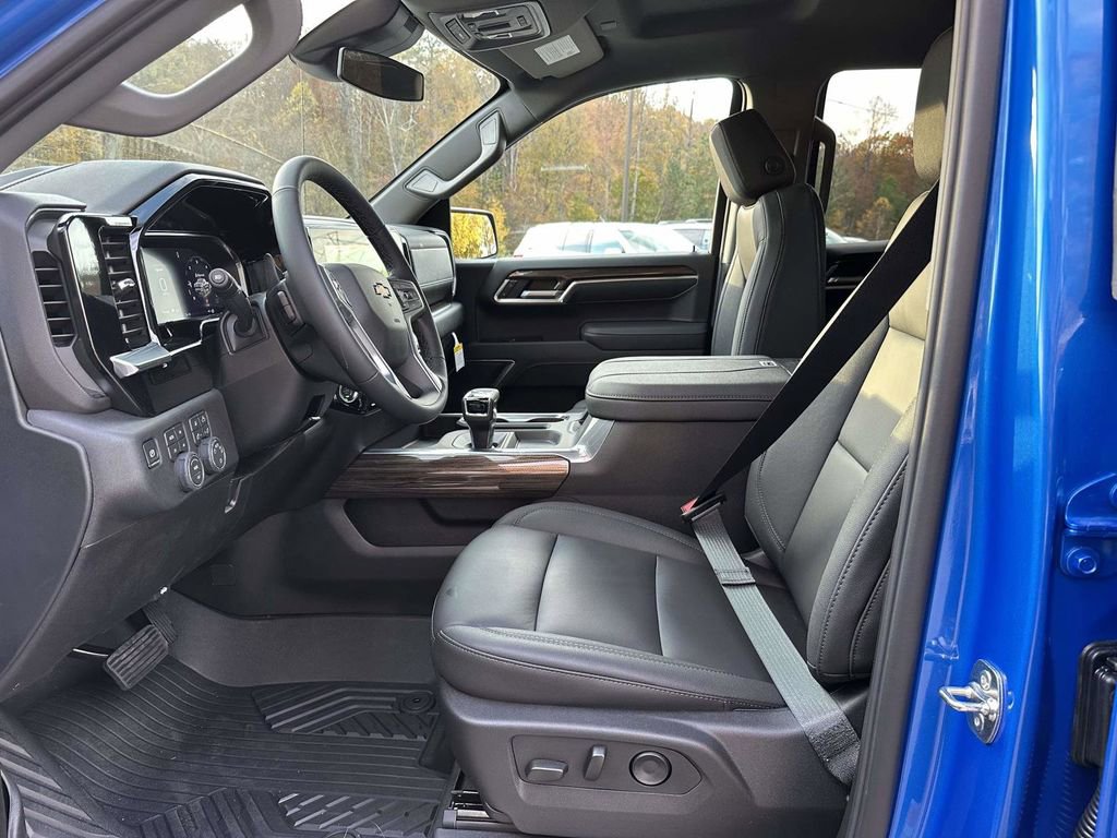 2026 Chevrolet Silverado 1500 LT - Photo 16