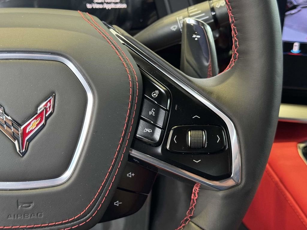 2025 Chevrolet Corvette 2LZ - Photo 11