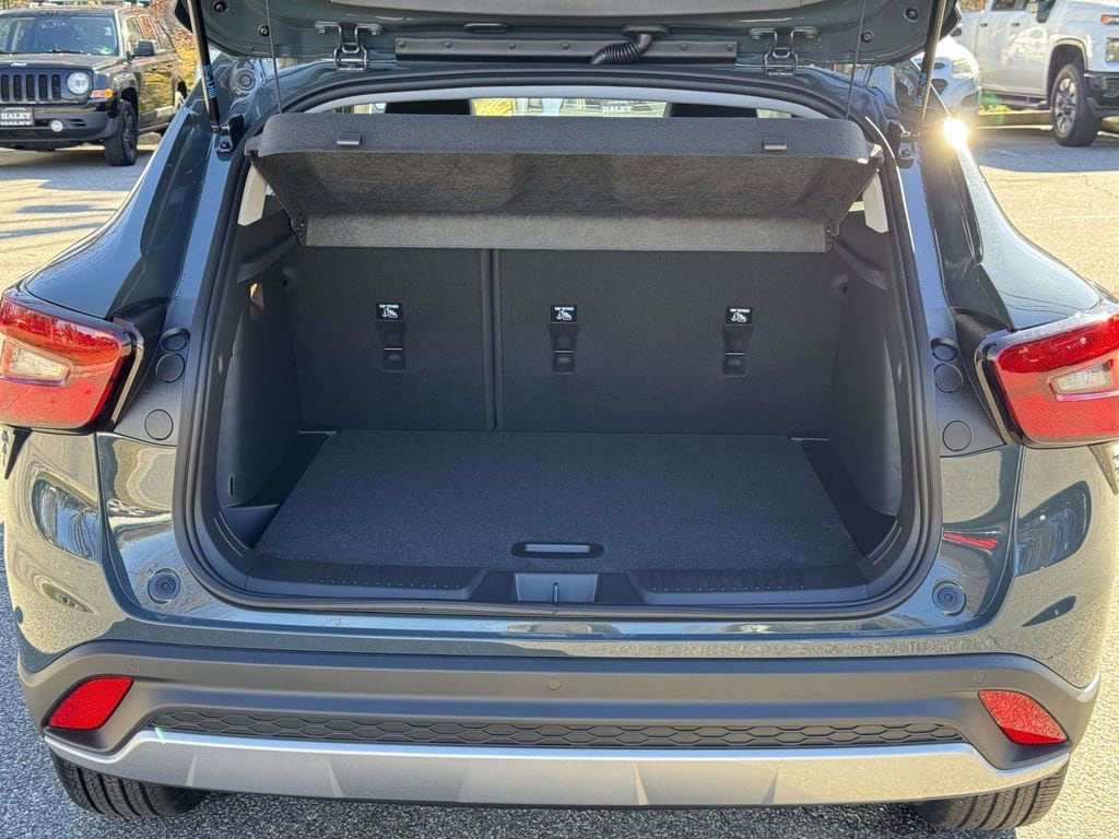 2026 Chevrolet Trax LT - Photo 15