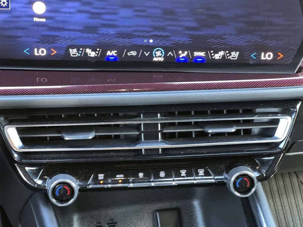 2024 Chevrolet Traverse RS - Photo 6