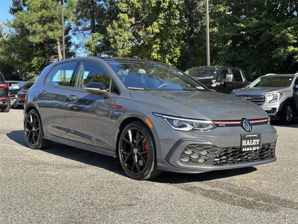 2024 Volkswagen Golf GTI 380 SE photo 2