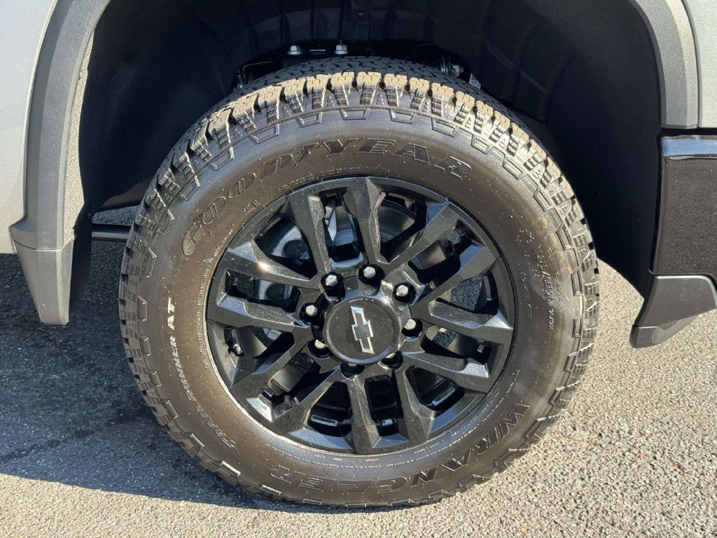 2026 Chevrolet Silverado 2500 HD LTZ - Photo 28