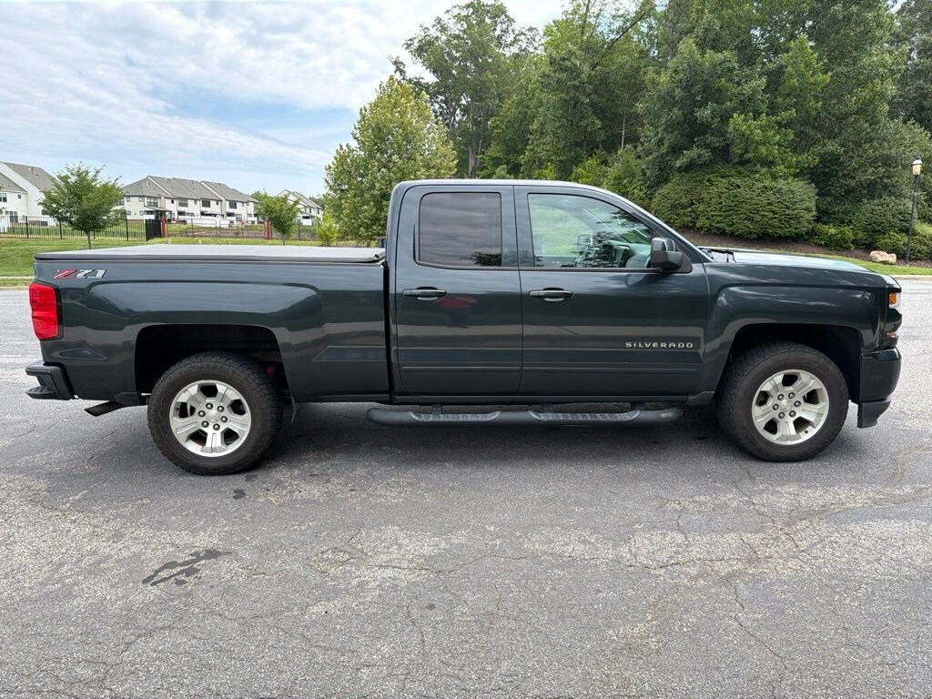 Used 2018 Chevrolet Silverado 1500 LT Truck