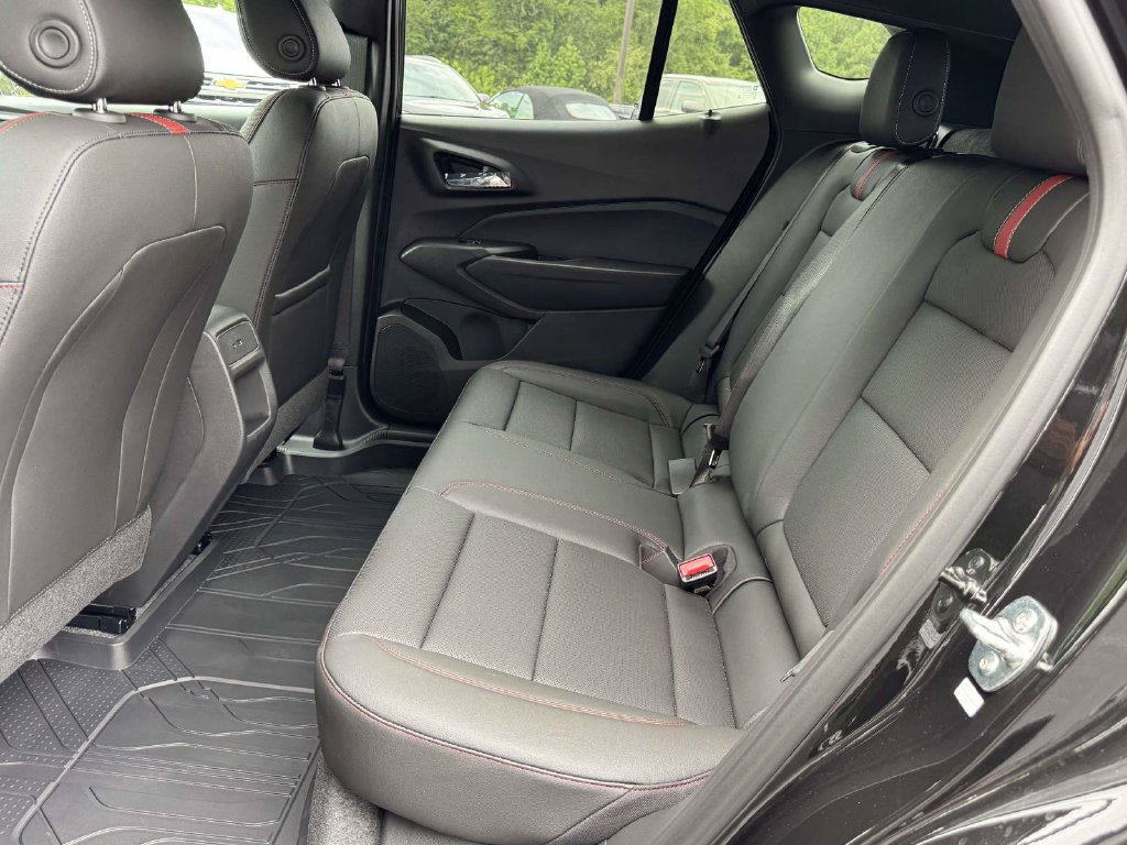 2026 Chevrolet Trax RS - Photo 17