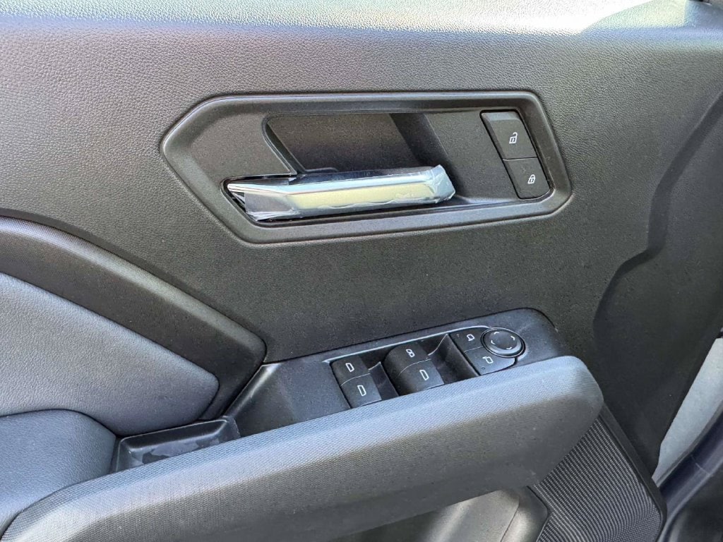 2026 Chevrolet Colorado LT - Photo 19