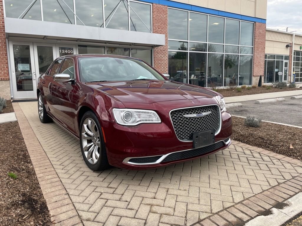 Used 2019 Chrysler 300 Touring