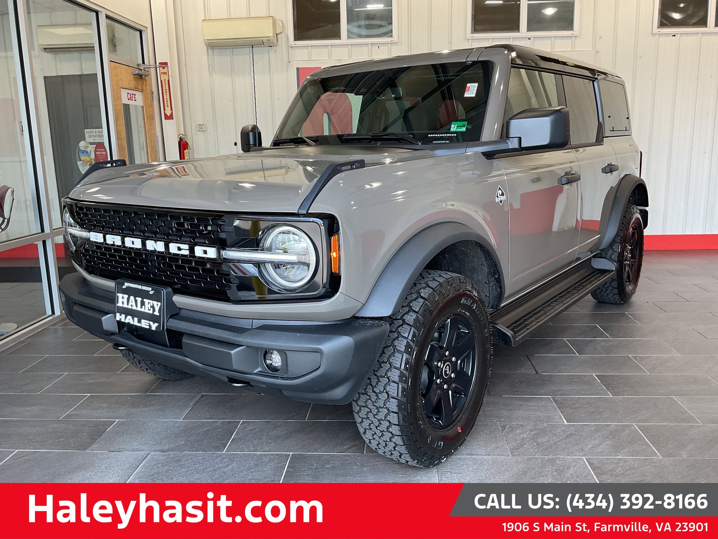 2025 Ford Bronco Outer Banks