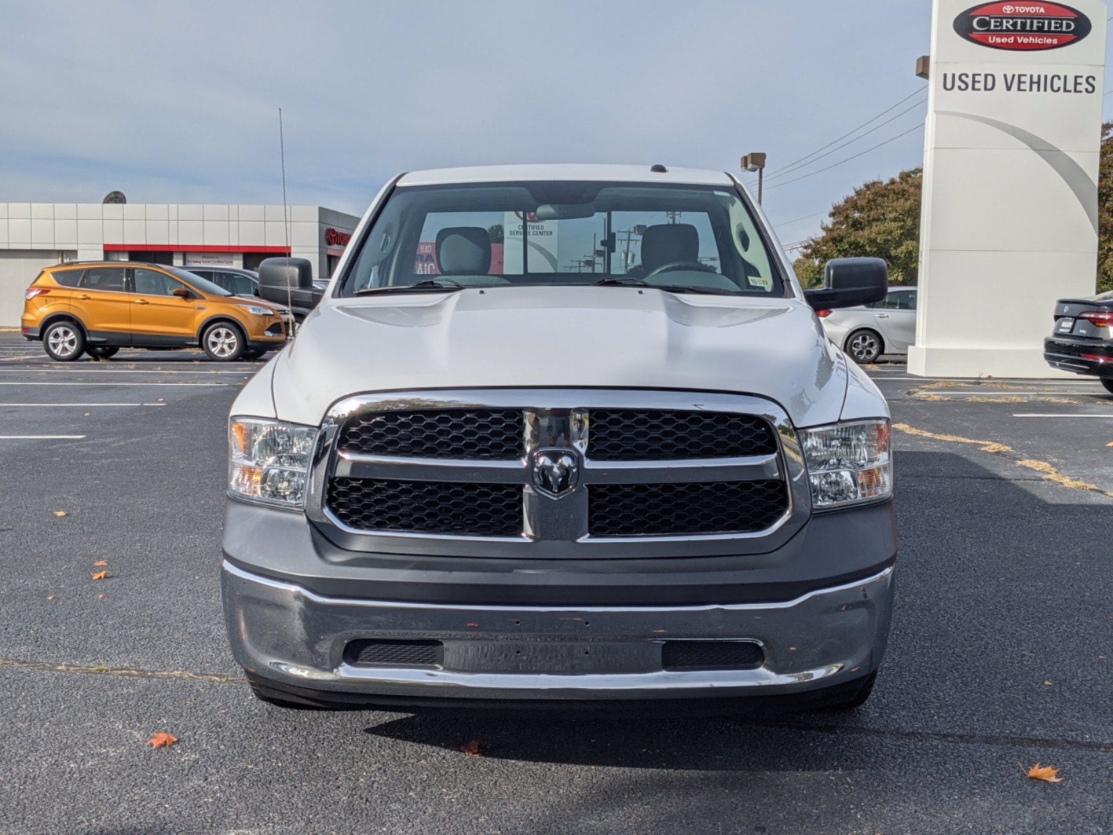 Used 2017 RAM Ram 1500 Pickup Tradesman with VIN 3C6JR6DT6HG555518 for sale in Farmville, VA