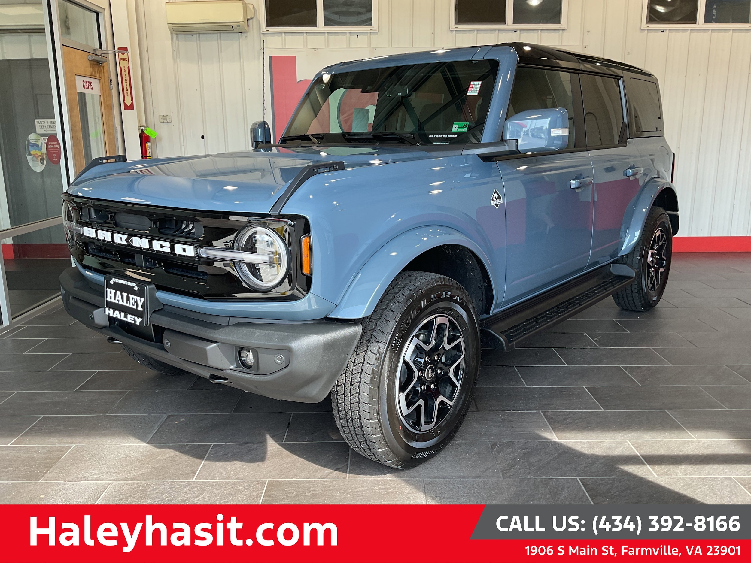 2025 Ford Bronco Outer Banks