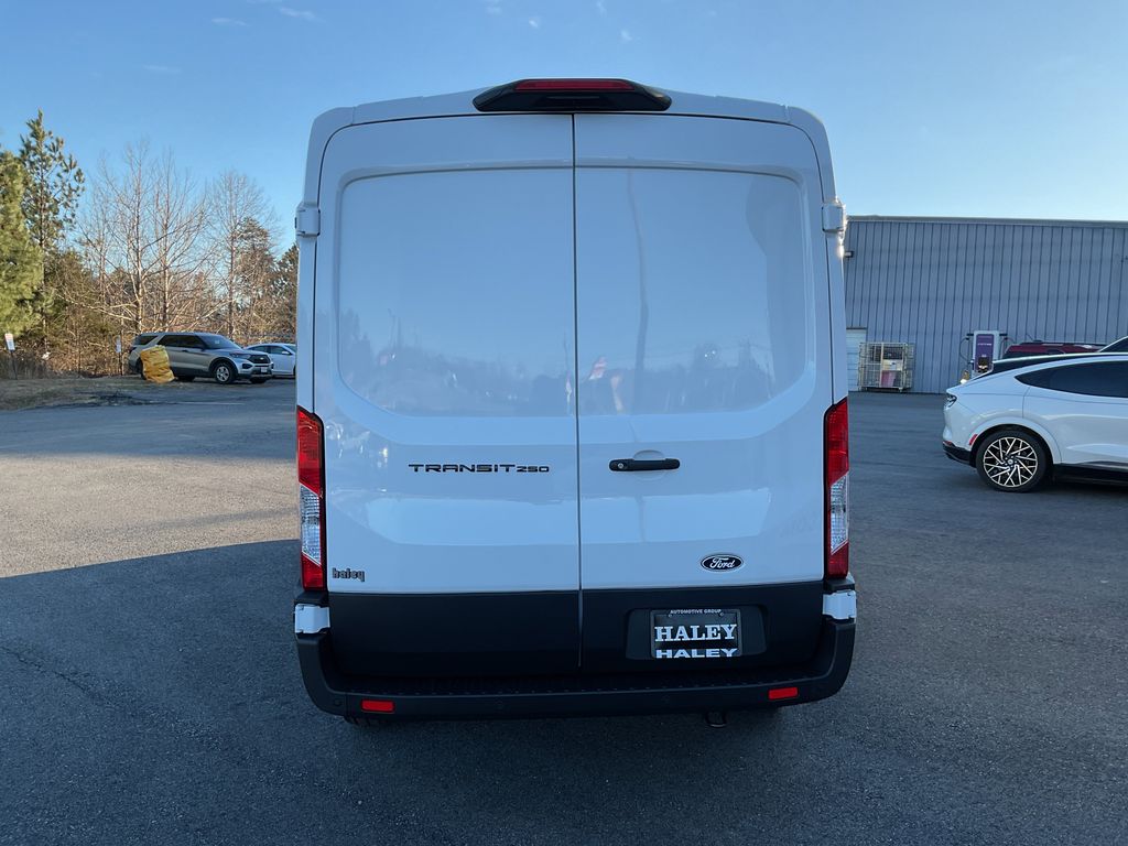 2026 Ford Transit Van Base - Photo 7