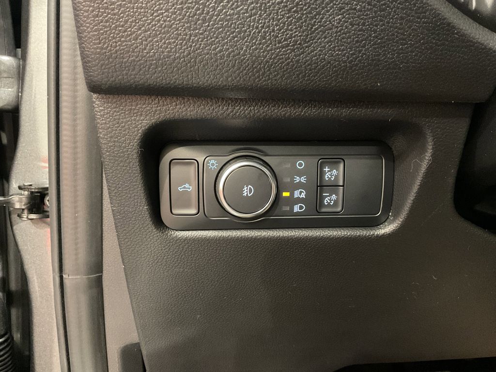 2025 Ford Ranger XL - Photo 15