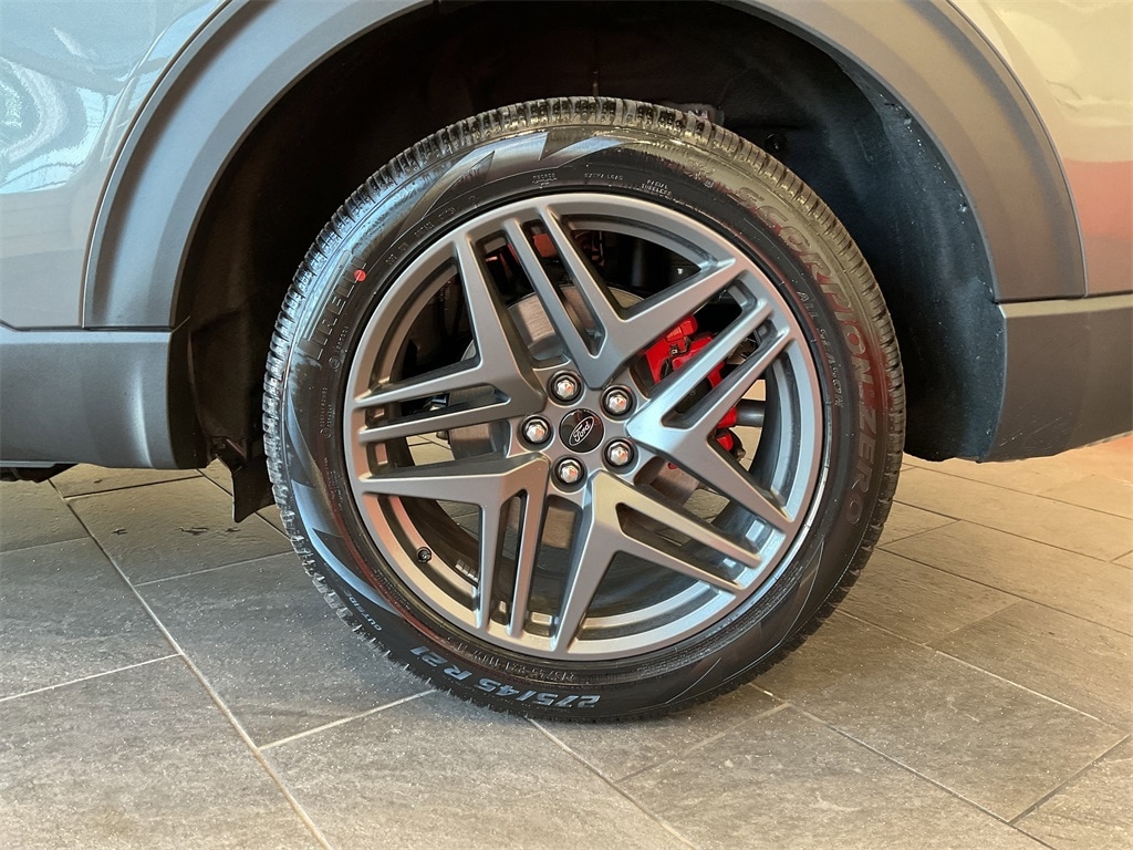 New 2025 Ford Explorer ST-Line SUV