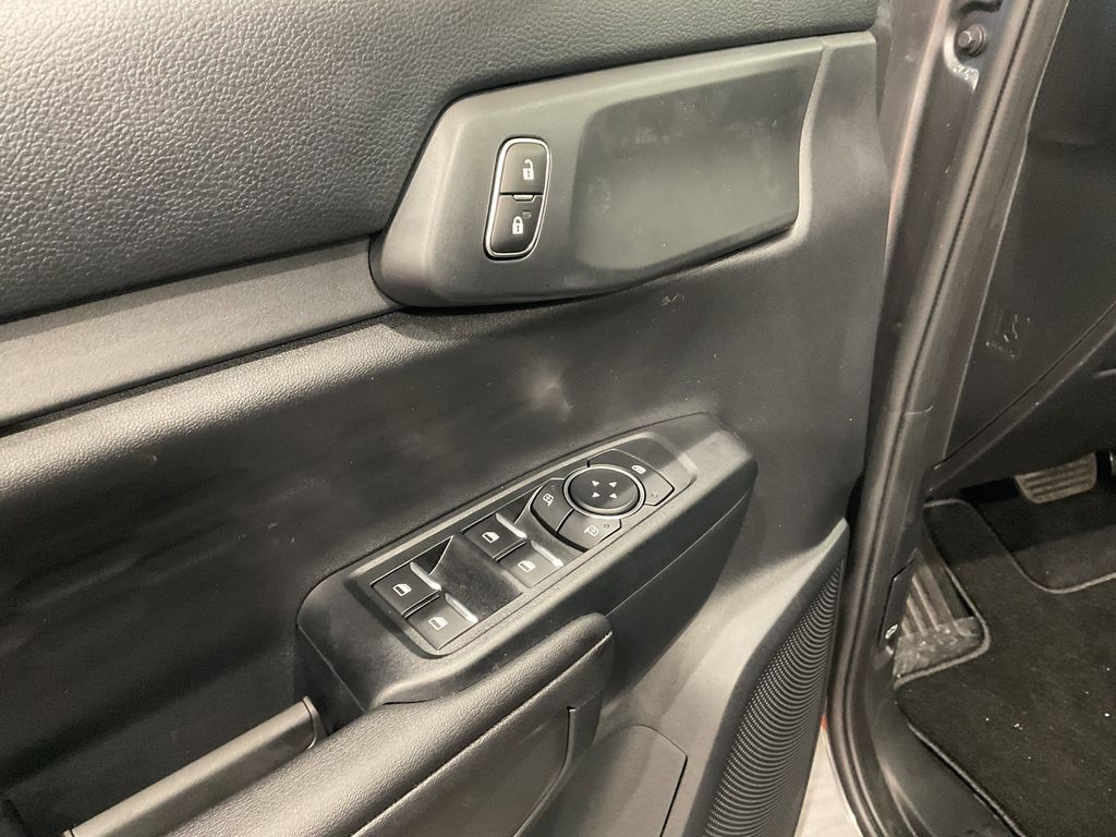 2025 Ford Ranger XL - Photo 13