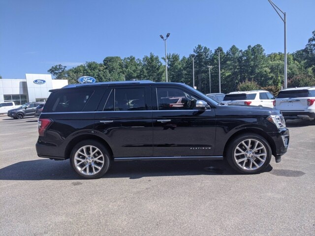 Used 2018 Ford Expedition Platinum with VIN 1FMJU1MT8JEA14232 for sale in Farmville, VA