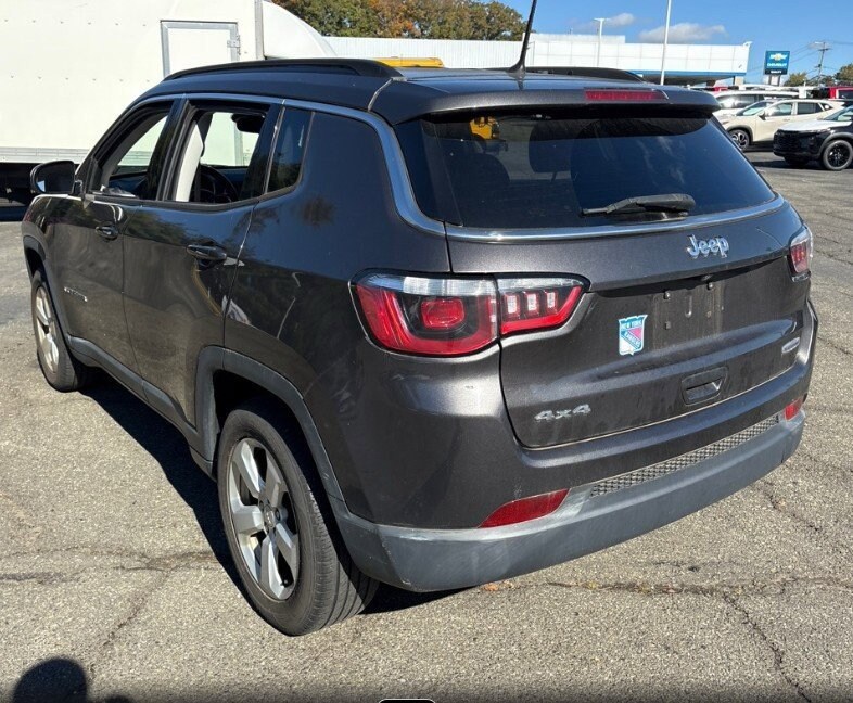 2018 Jeep Compass Latitude photo 4