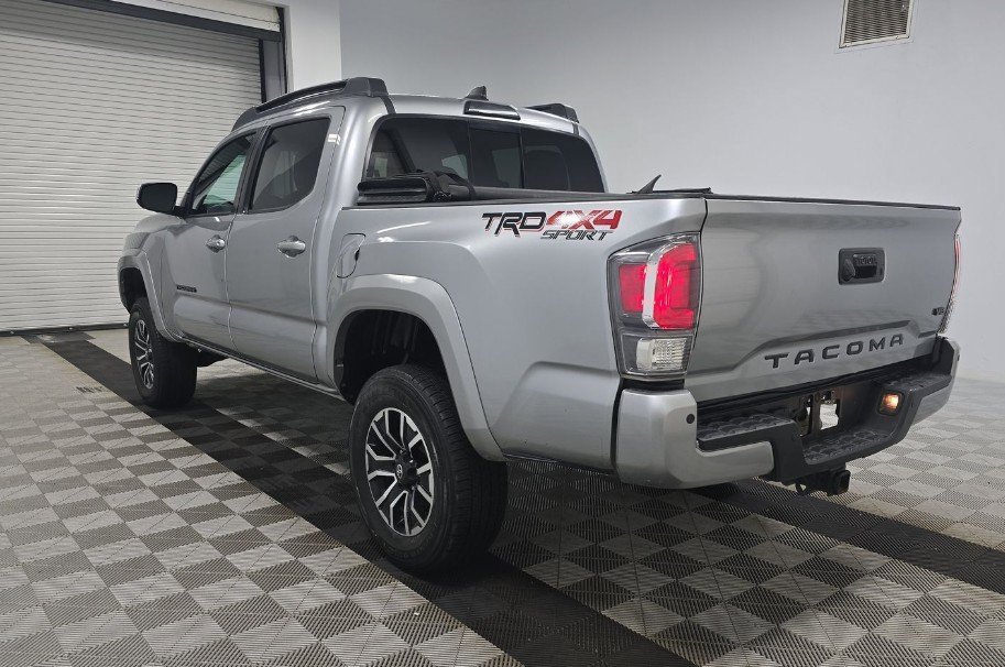 2023 Toyota Tacoma SR5 Double Cab photo 4