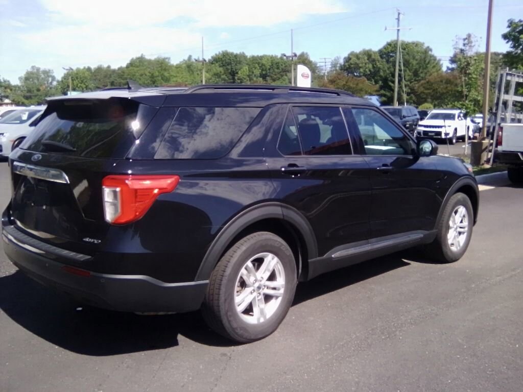 Used 2022 Ford Explorer XLT SUV