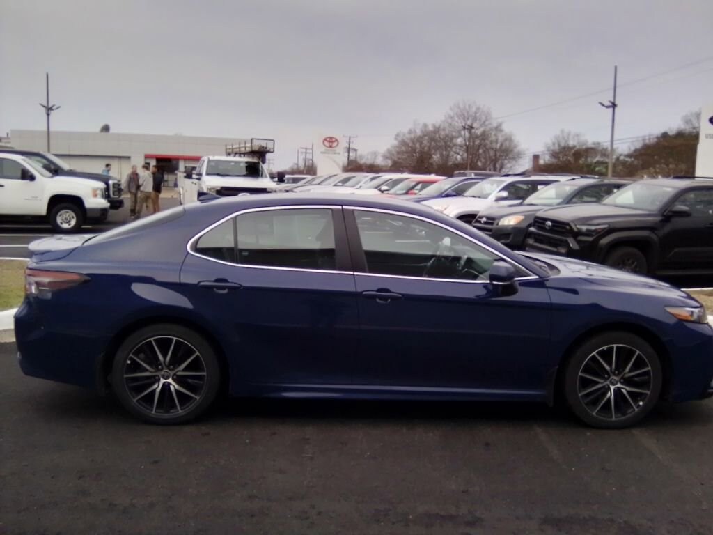 Used 2024 Toyota Camry SE Sedan
