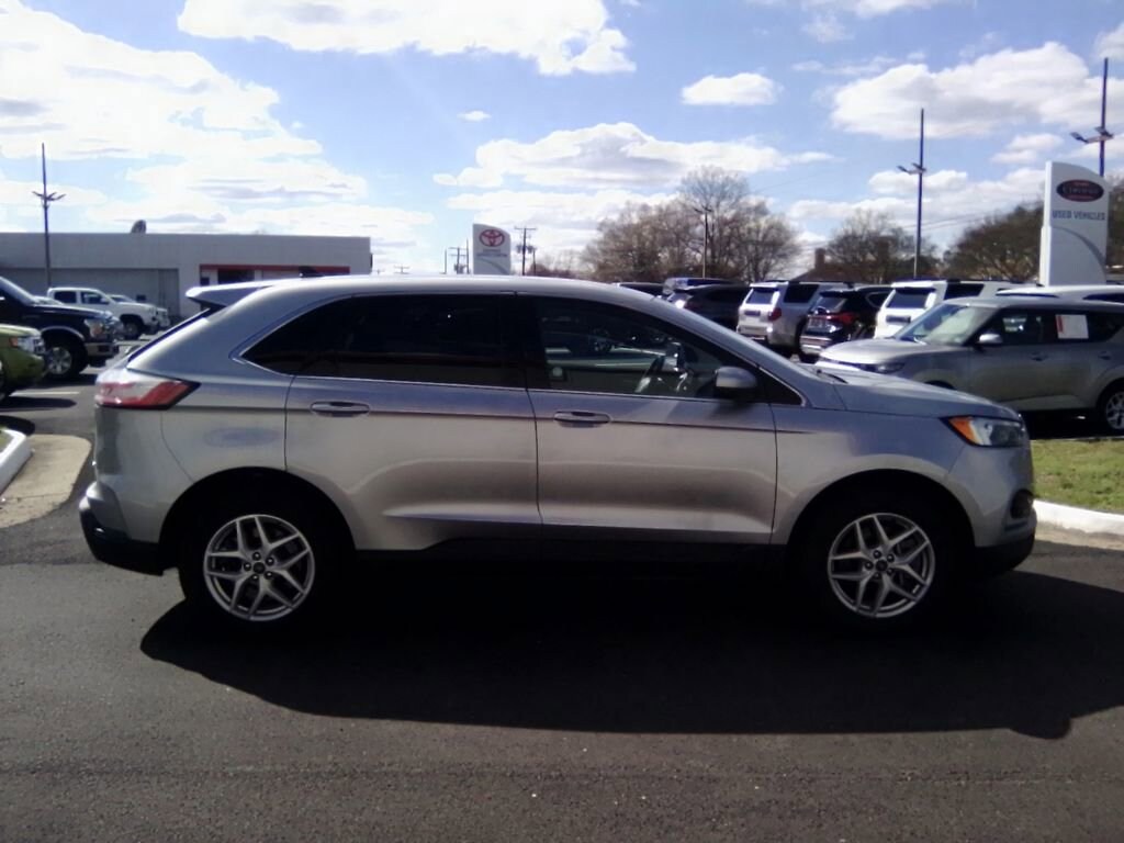 Used 2024 Ford Edge SEL SUV