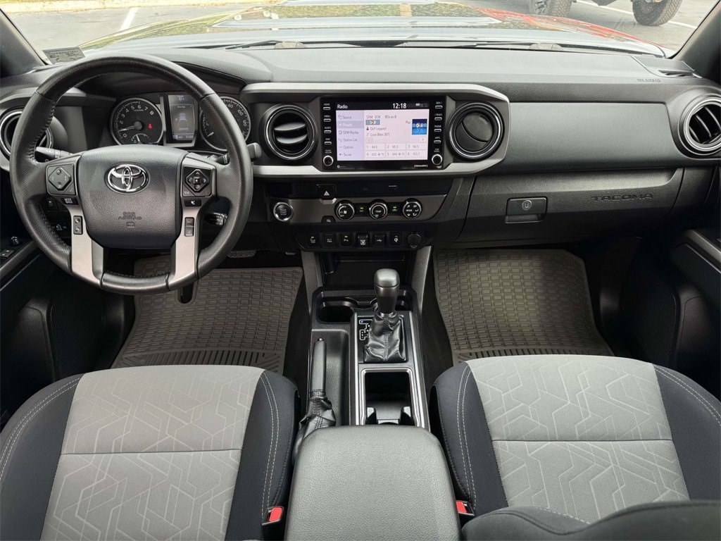 2020 Toyota Tacoma TRD Sport Double Cab photo 2