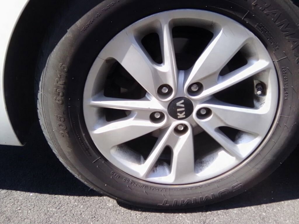 Used 2016 Kia Optima LX Sedan