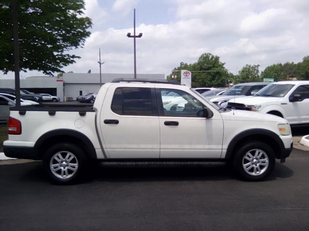 Used 2010 Ford Explorer Sport Trac XLT SUV