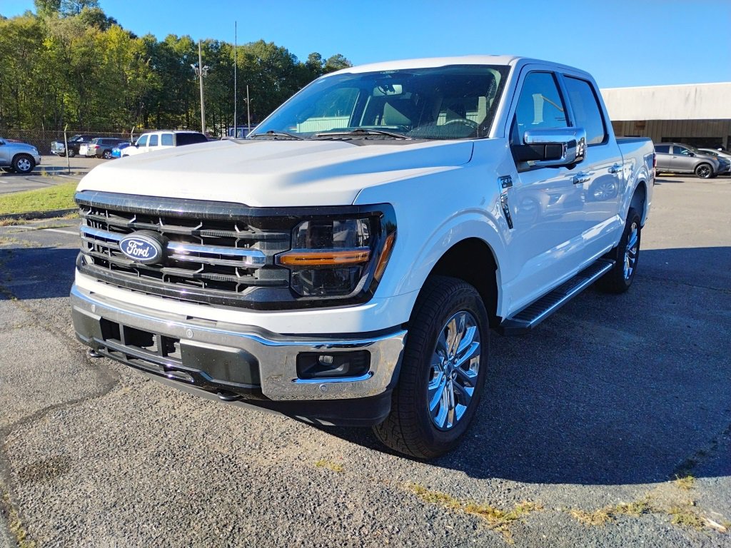 2024 Ford F-150 XLT photo 4