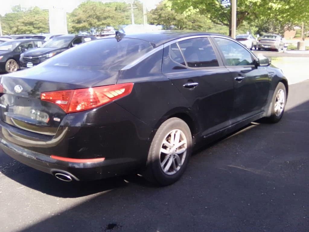 Used 2013 Kia Optima LX Sedan