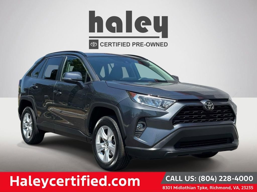 2021 Toyota RAV4 XLE AWD's photo