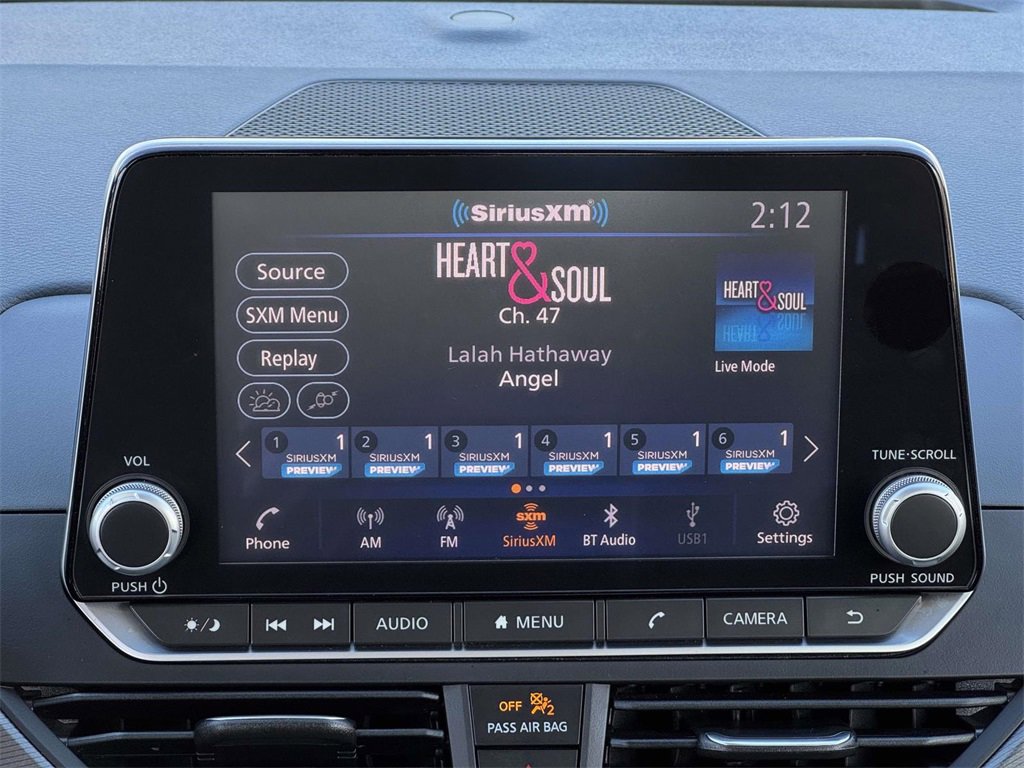 2023 Nissan Altima 2.5 SR photo 2