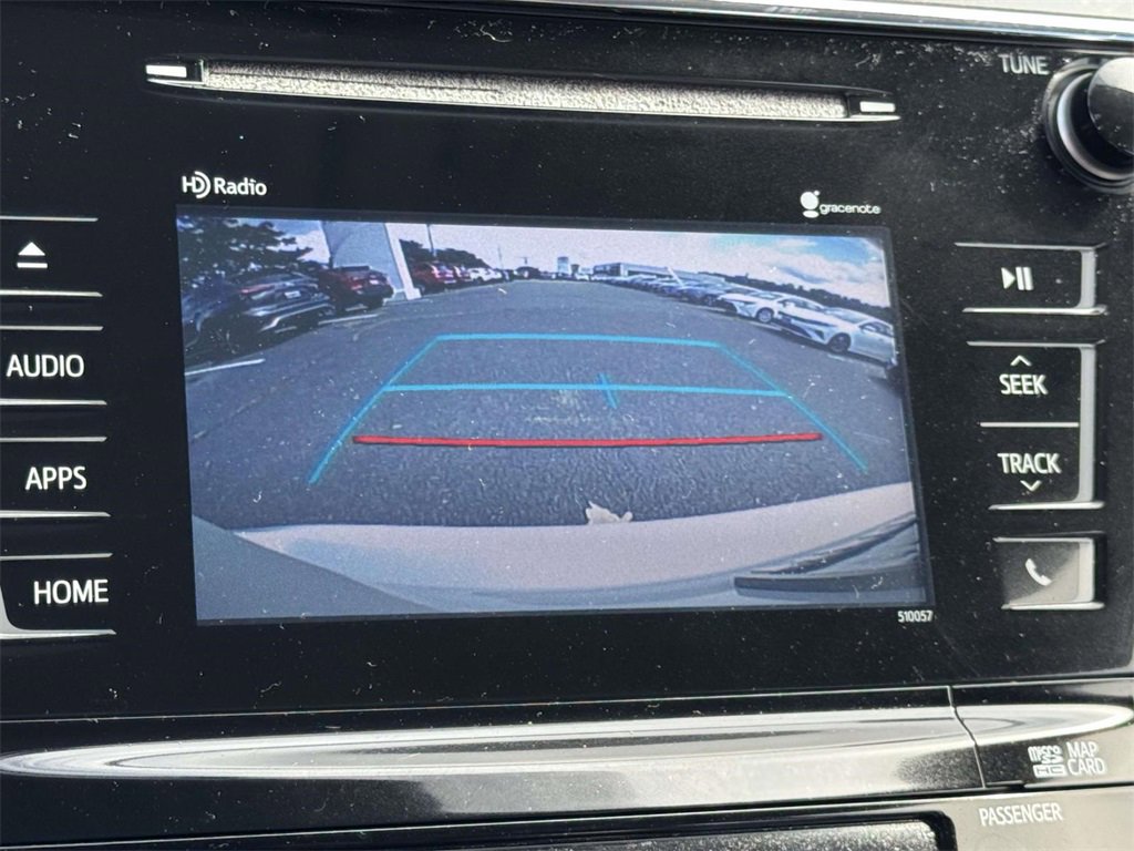 2015 Toyota Prius V Two photo 4
