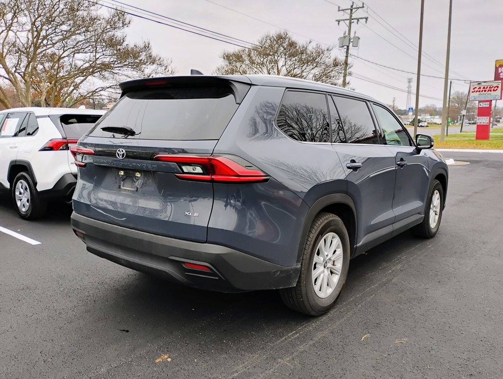 2025 Toyota Grand Highlander XLE photo 3