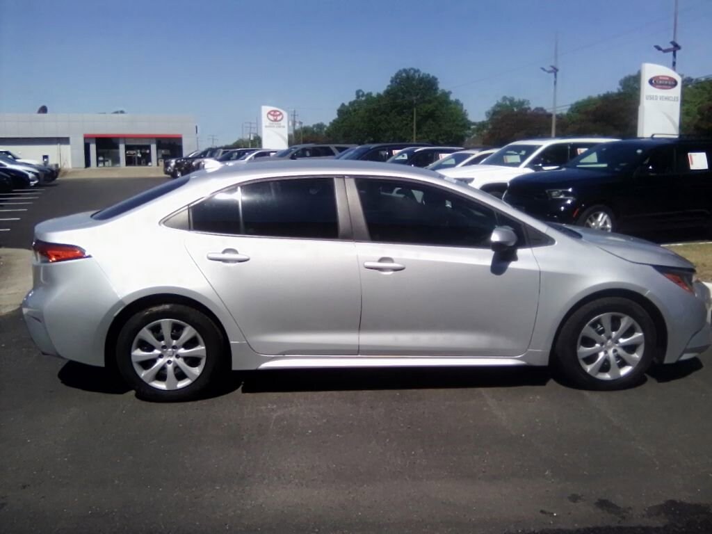 Used 2023 Toyota Corolla LE Sedan