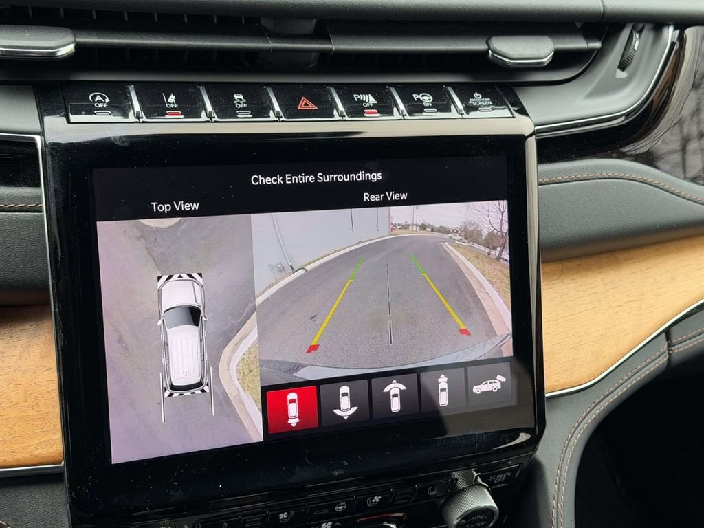 Used 2023 Jeep Grand Cherokee Summit SUV