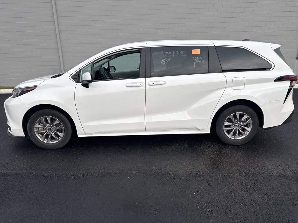 Used 2024 Toyota Sienna LE Van Passenger Van