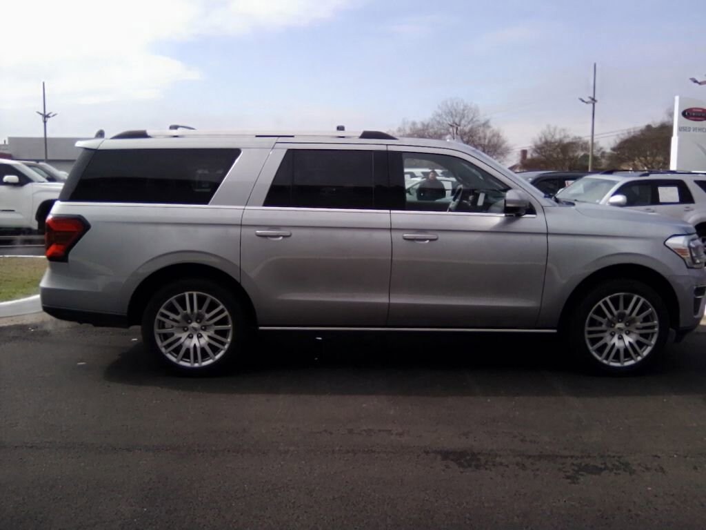 Used 2024 Ford Expedition Max Limited SUV