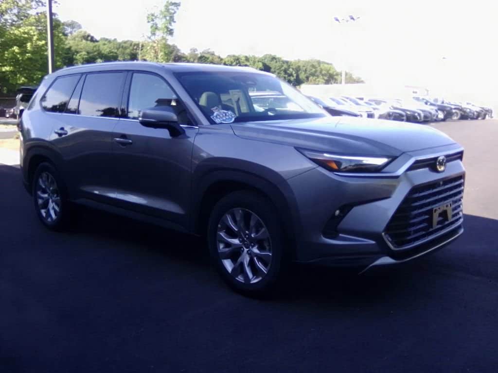 Used 2025 Toyota Grand Highlander Limited SUV