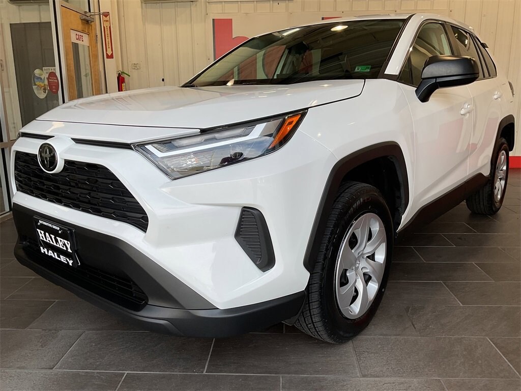 Used 2024 Toyota RAV4 LE SUV