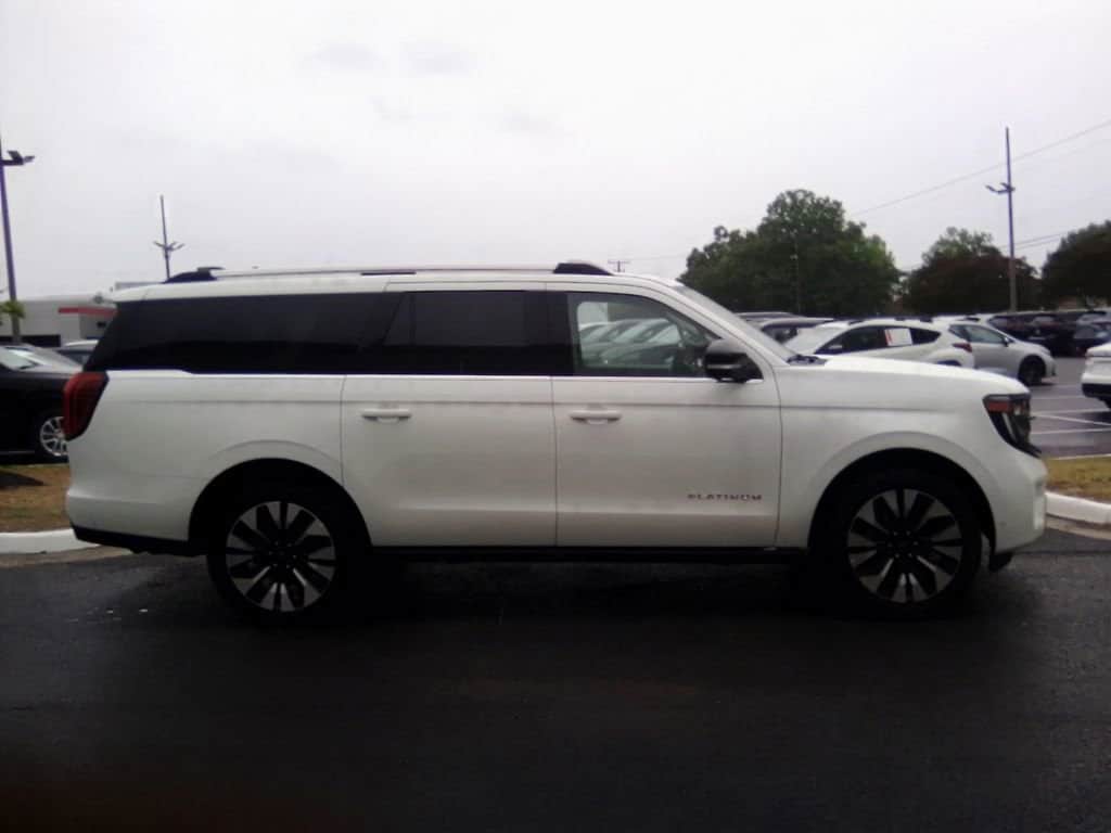 Used 2025 Ford Expedition Max Platinum SUV