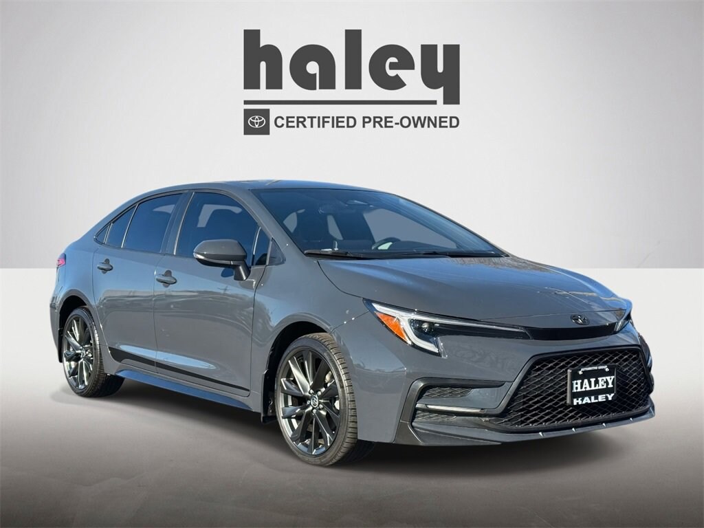 Used 2024 Toyota Corolla SE Sedan
