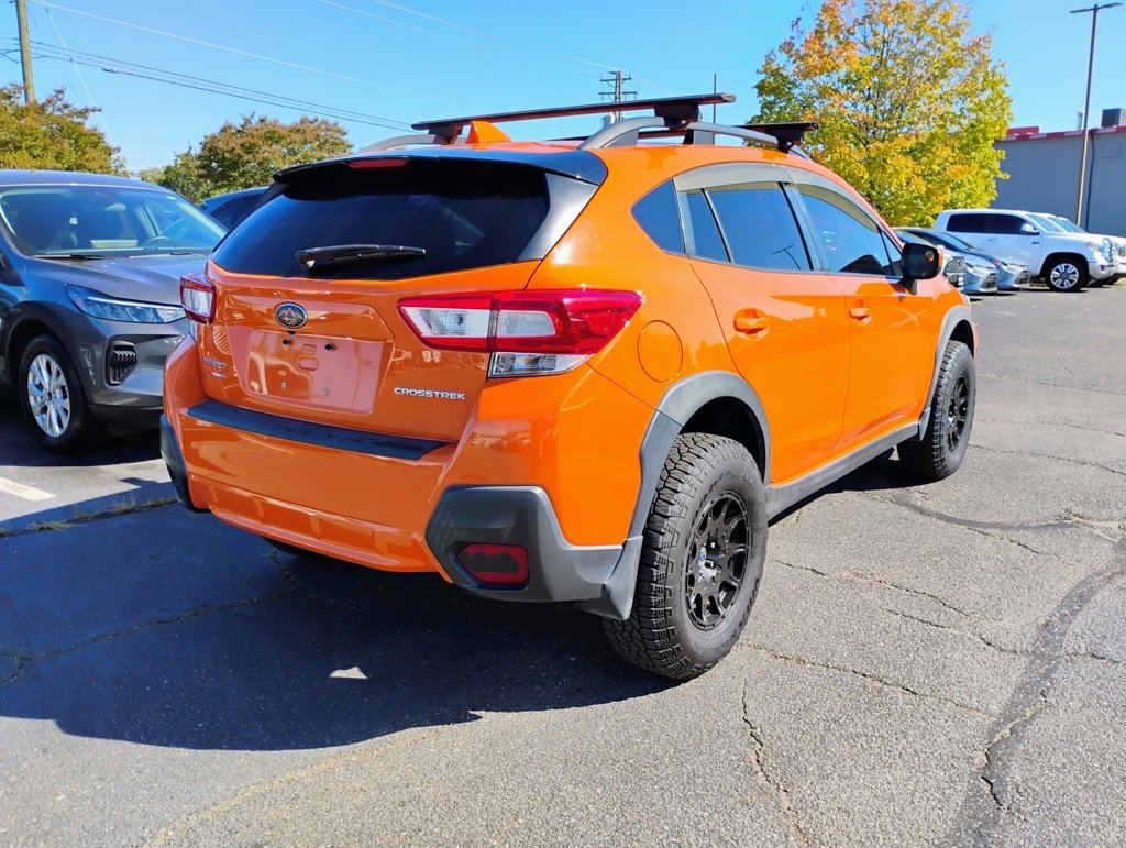 2018 Subaru Crosstrek 2.0i Premium photo 2