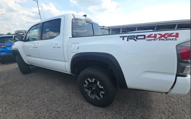 2023 Toyota Tacoma SR5 Double Cab photo 3
