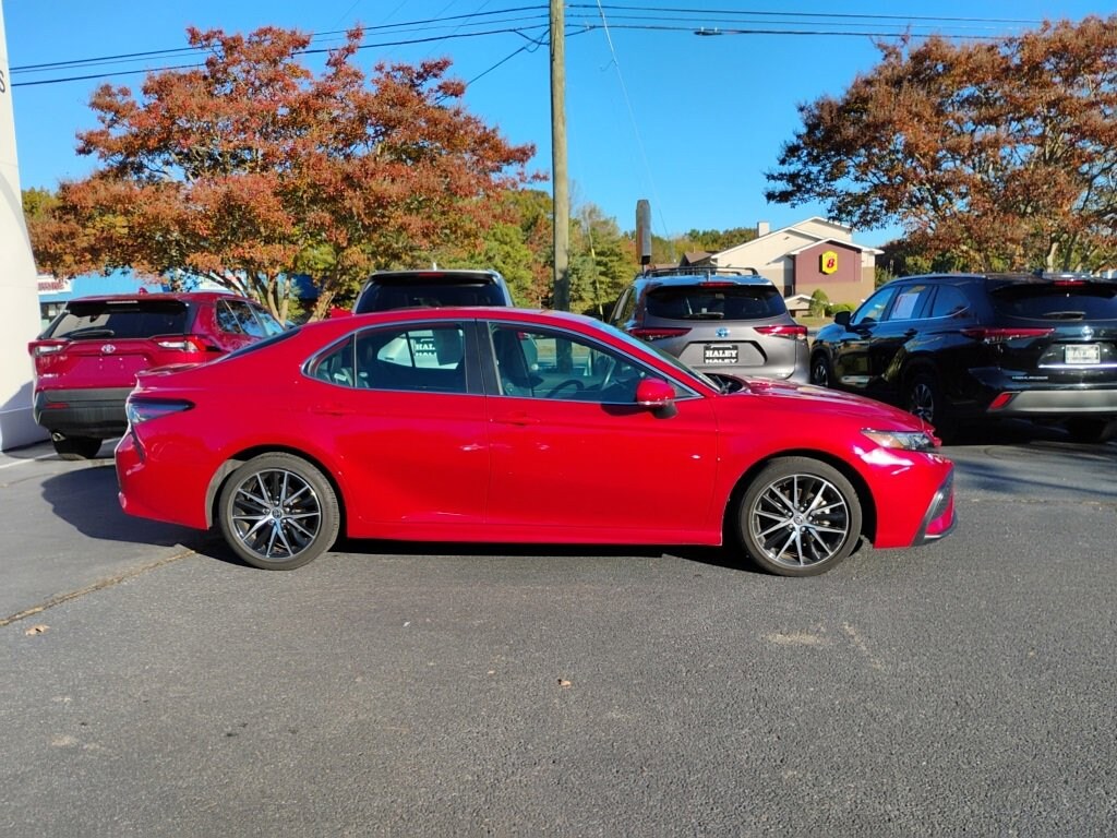Used 2024 Toyota Camry SE Sedan