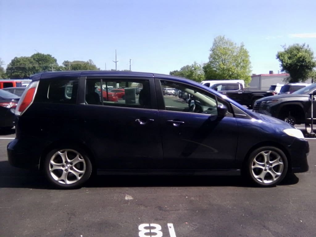 Used 2010 Mazda MAZDA5 Sport with VIN JM1CR2W33A0368982 for sale in Farmville, VA