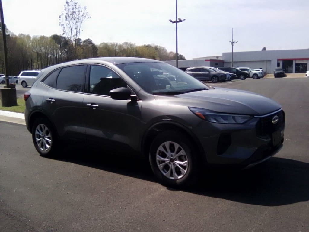 Used 2025 Ford Escape Active SUV