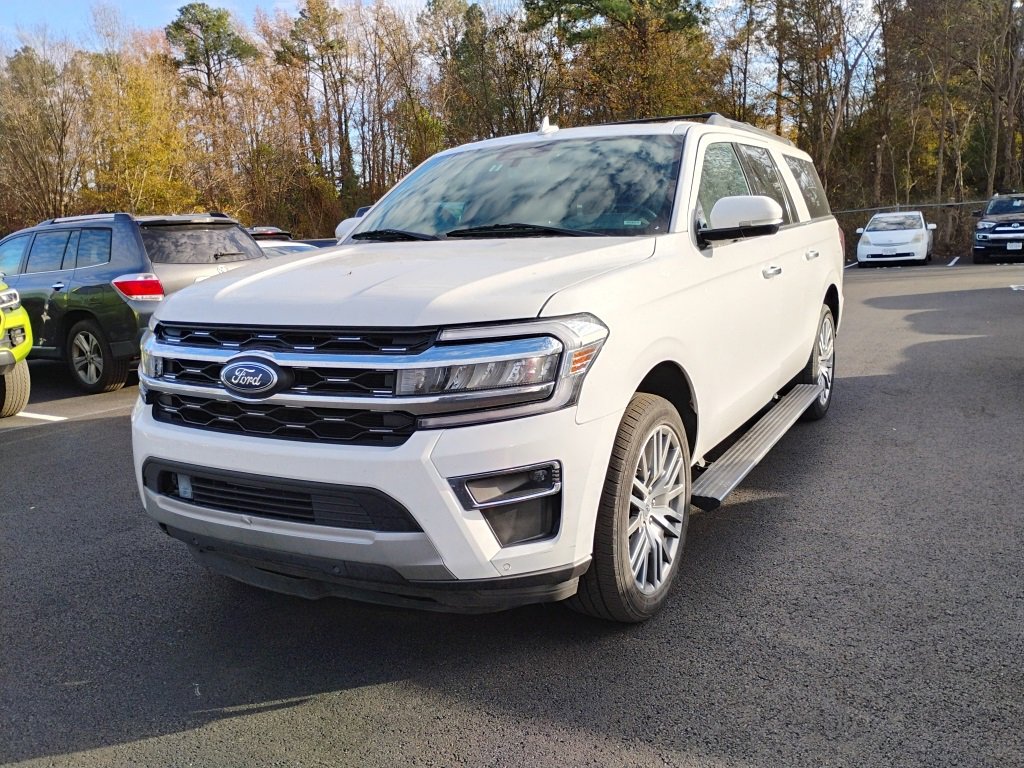 2024 Ford Expedition MAX Limited photo 4