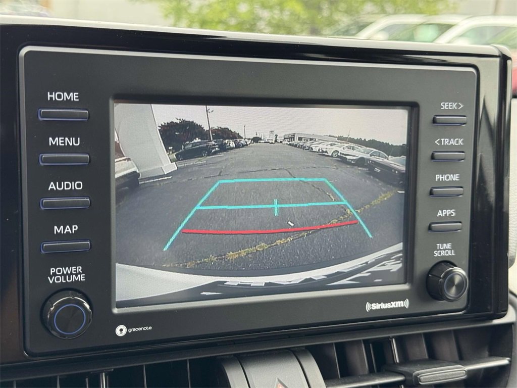 2022 Toyota RAV4 Hybrid XLE photo 4
