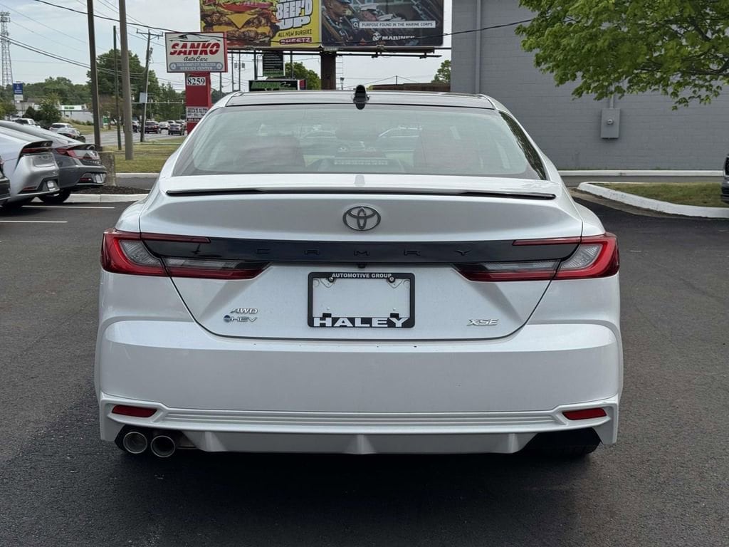 2025 Toyota Camry XSE - Photo 23