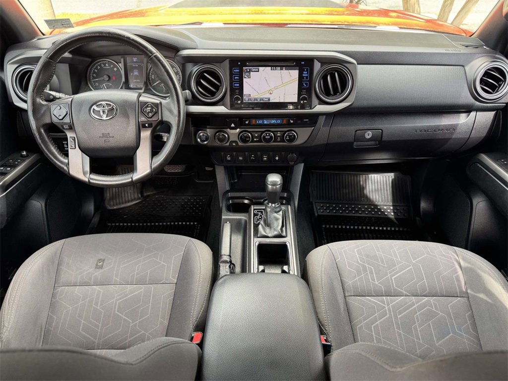 2017 Toyota Tacoma TRD Sport photo 2
