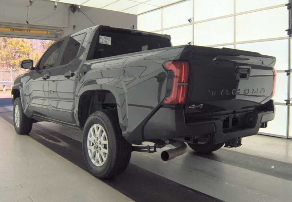 Used 2025 Toyota Tacoma SR Truck Double Cab